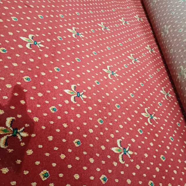 Alternative view of Wilton Floral Red