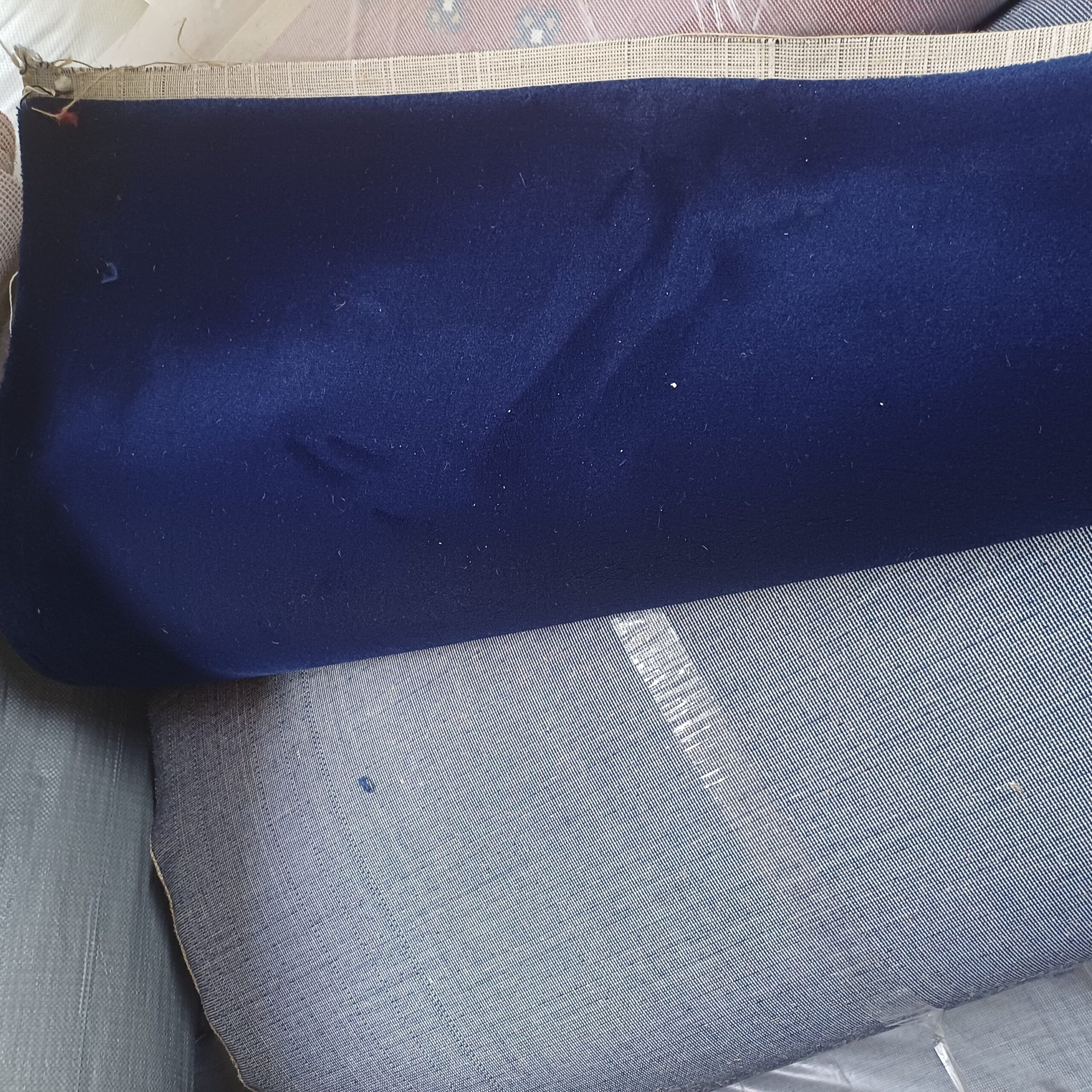 Wilton Executive Blue Plain - Image 2